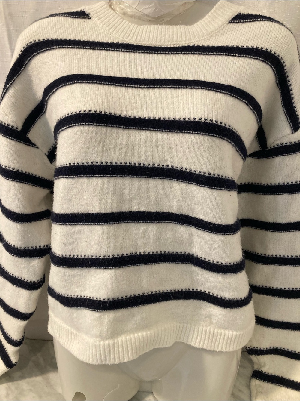 Ardene White Navy Striped Knit Crewneck Sweater Women’s Size M